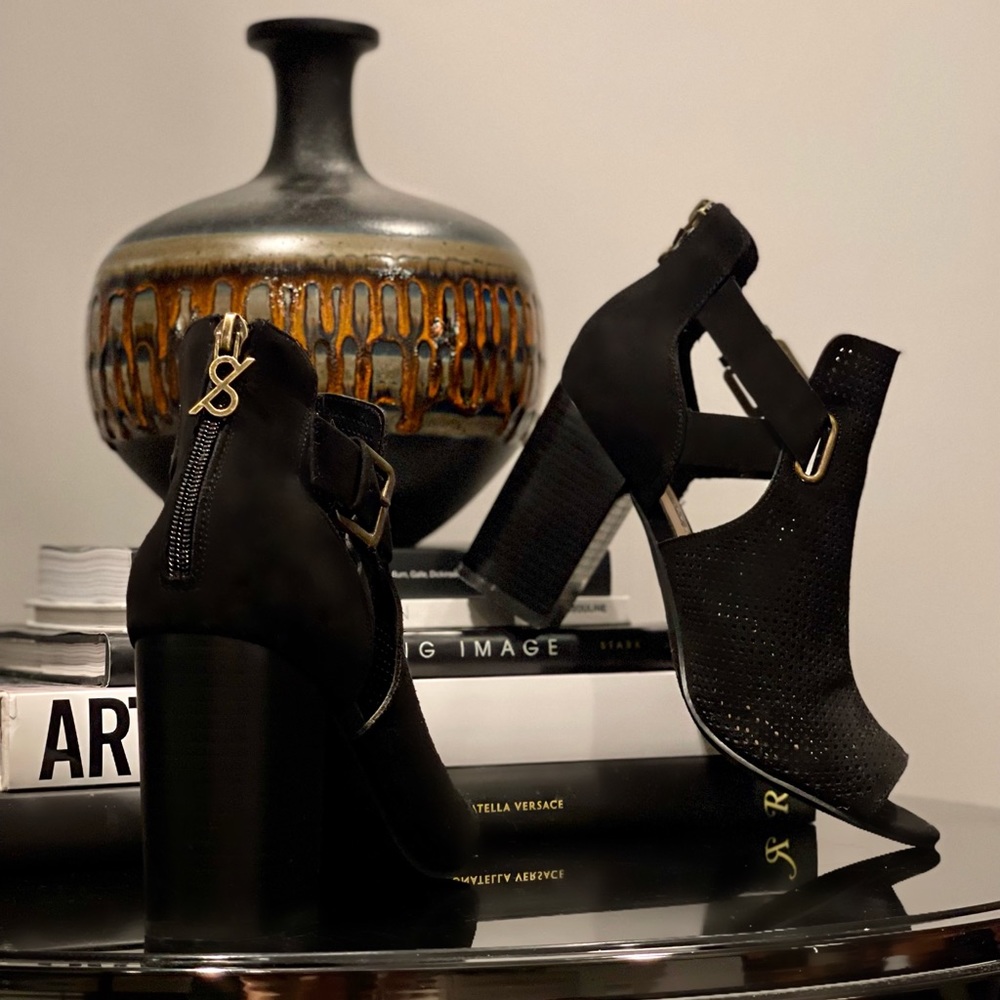 Size 7.5 Parker & Sky Black Heels with Brass hardware